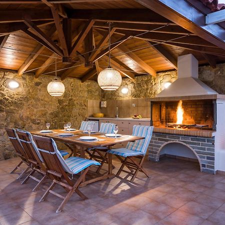 Villa Georgia Heated Pool & Jet-Tub كوليمفاري المظهر الخارجي الصورة